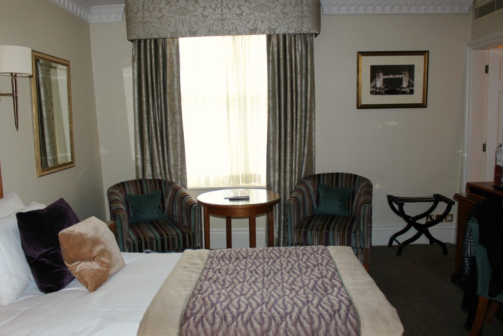 Hendon-Hall-Hotel-Standard-Twin