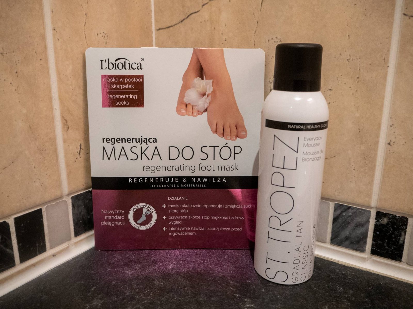 Pre-graduation pamper, St Tropez Gradual Tan from Notino
