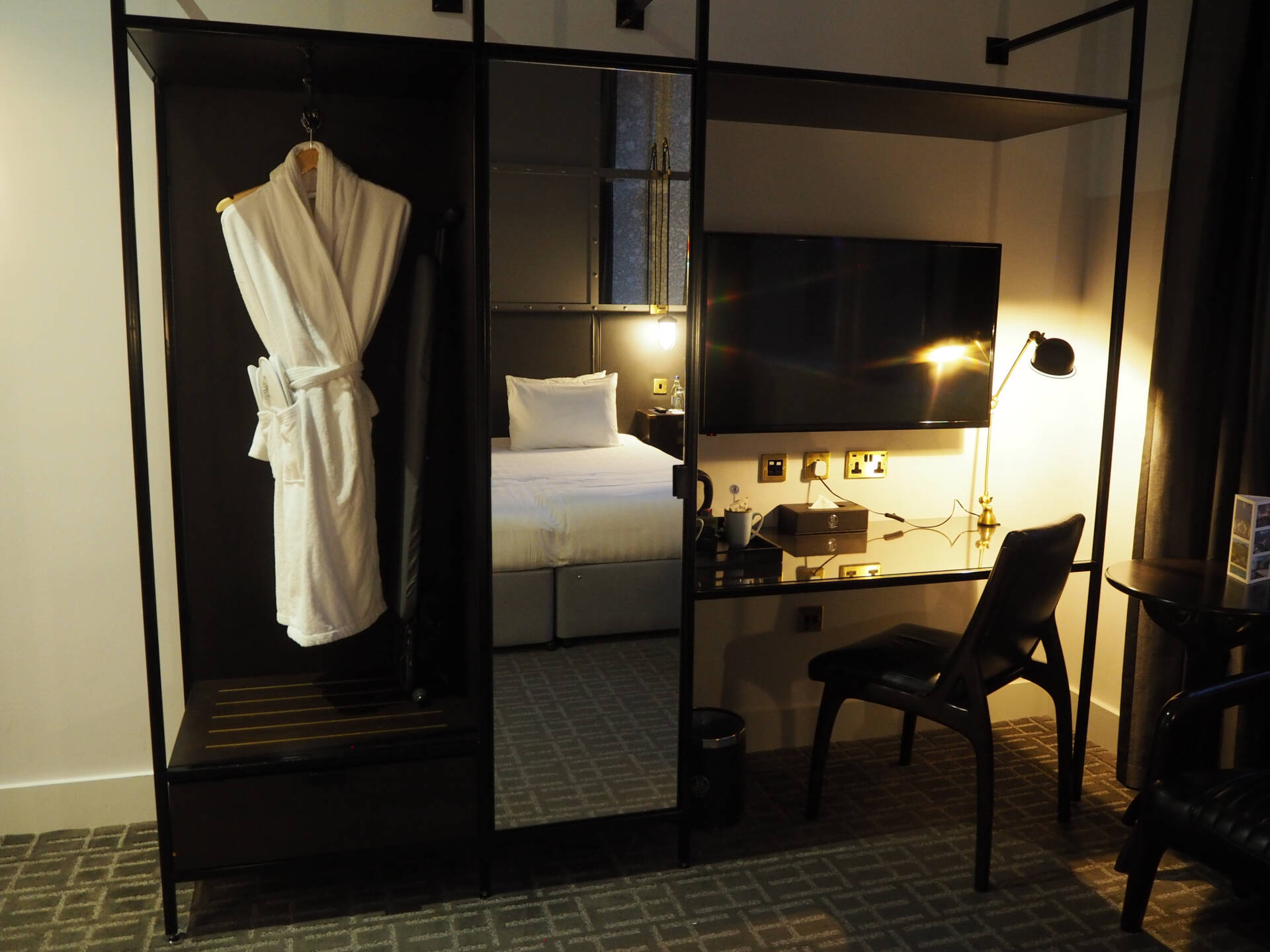 Superior King room at the Titanic Hotel, Belfast